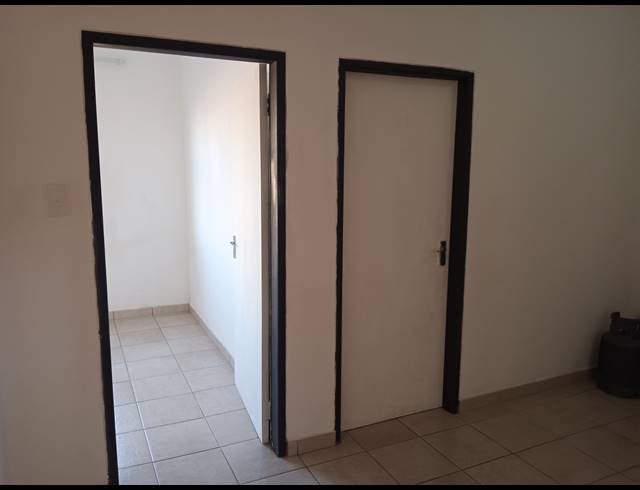 2 BEDROOM SECTIONAL TITLE FOR SALE IN WITFIELD